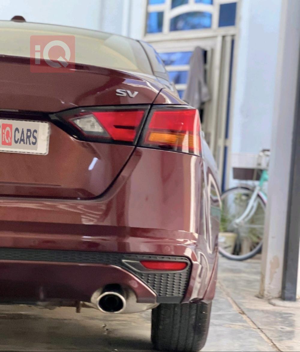 نیسان ئەلتیما